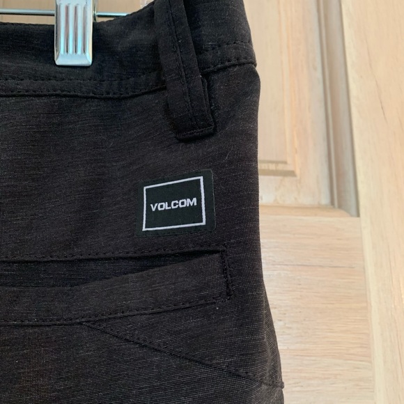 Men’s Volcom Surf & Turf Shorts - Picture 3 of 3